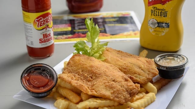 Fish & Chicken Combo.